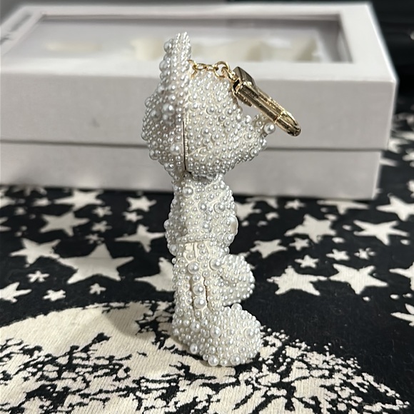 Baublebar x Disney Mickey Mouse Pearl Bag Charm - Picture 6 of 9